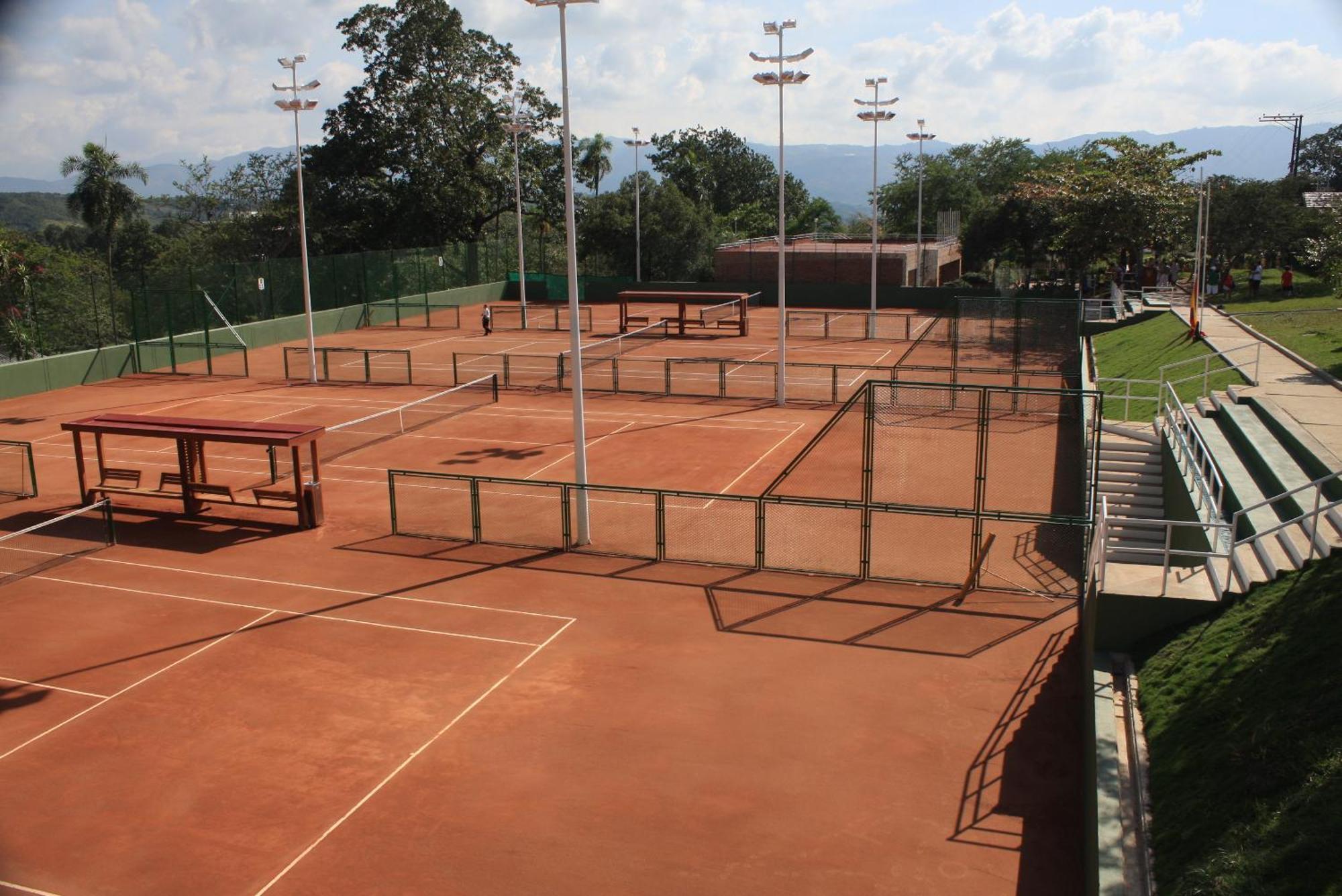 Hotel Club Campestre De Bucaramanga à Floridablanca Extérieur photo