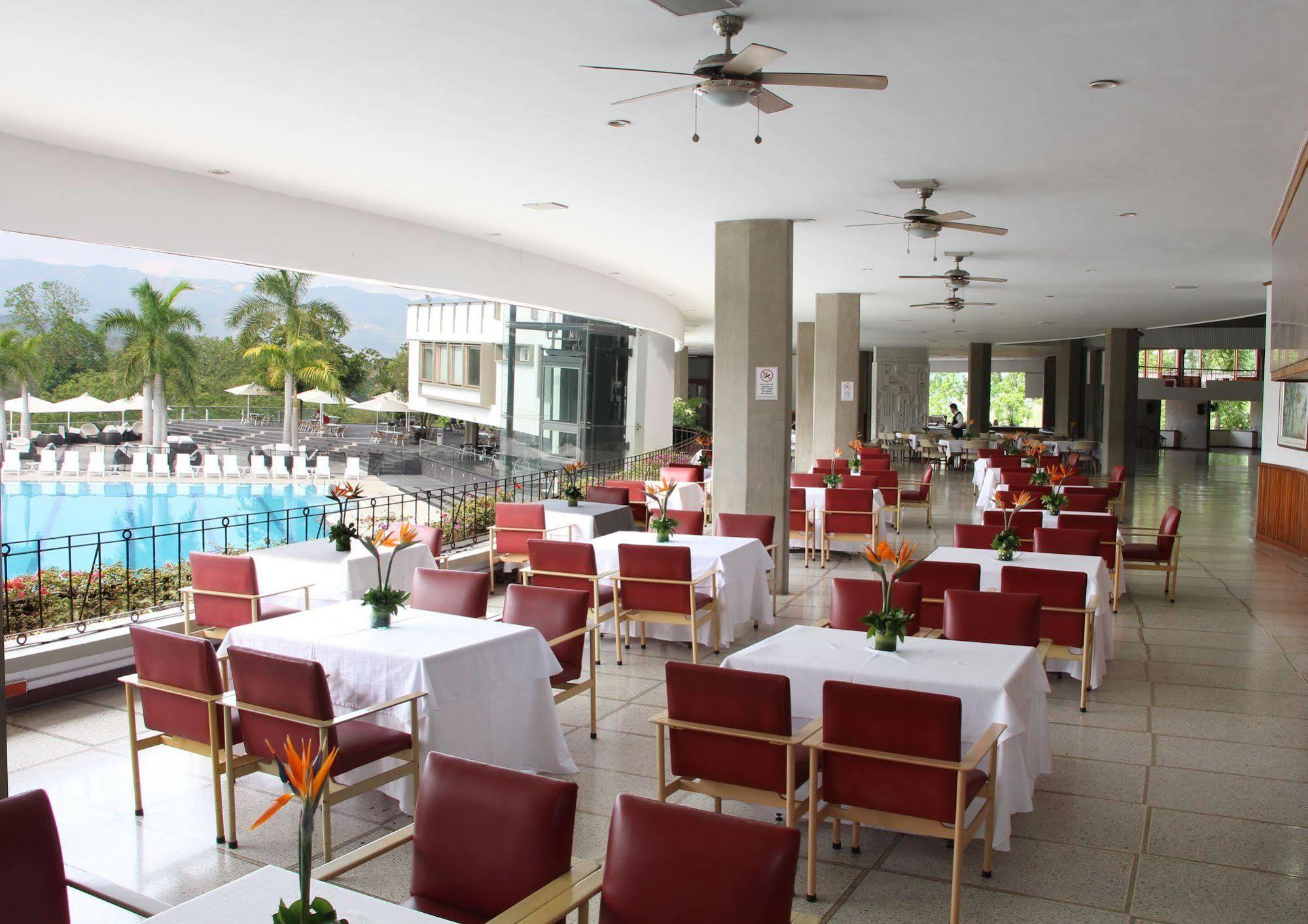 Hotel Club Campestre De Bucaramanga à Floridablanca Extérieur photo